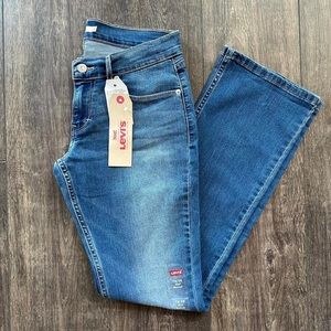 Women’s Levis Bootcut Jeans